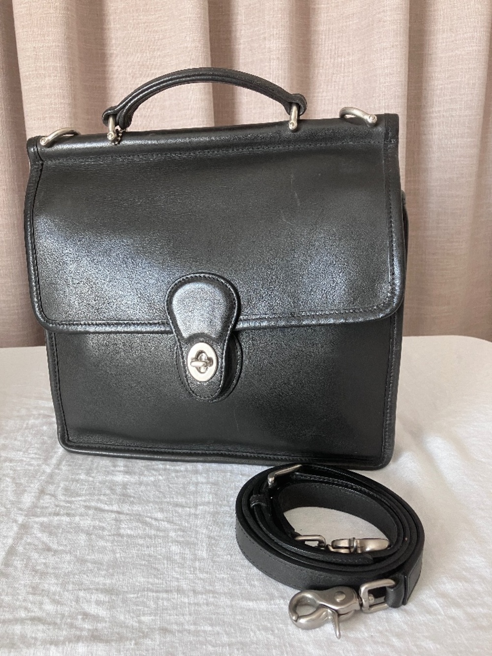 Vintage Coach 9927 Willis Black Leather Silver Nickel Hardware Hangtag